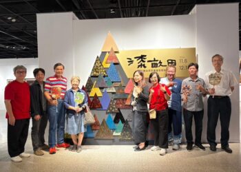 「漆畝田—貓羅溪草桼畫會會員聯展」作品 透過材質展現華麗質感與低調中的奢華感