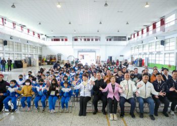 挹注近3億挺教育！盧市長：「台中尚泳計畫」啟動-獻給大甲國小第一份新年禮物