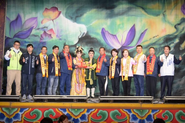 2026台中傳藝巡演潭子大富宮-明華園經典喜劇逾4千名觀眾同樂