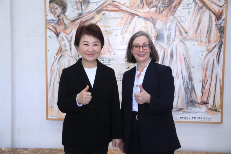 美國在台協會華盛頓總部執行理事藍鶯蒞臨台中-盧市長以美食會友-盼持續深化與美國友好合作