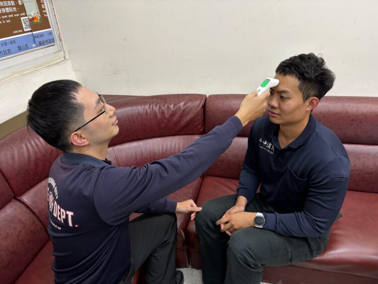 守護前線英雄健康-中市消防局：建置健康檢查專區、強化勤前健康管理