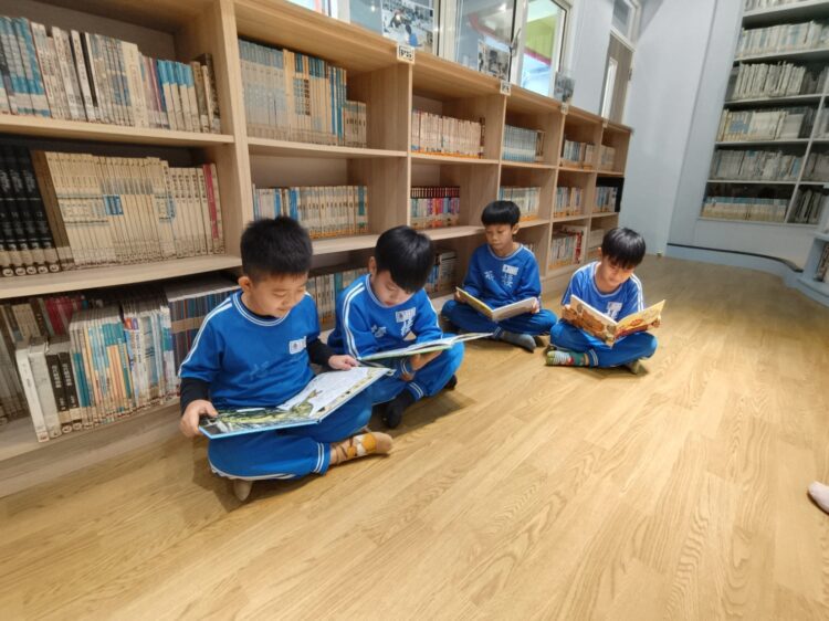 閱讀、賞燈還能抽獎!-2026中台灣燈會「閱讀蜜馬」邀親子一起樂讀迎新春