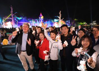 2026中台灣燈會震撼登場!「極光下的姆明谷」點亮台中夜空-盧市長:邀全民走春賞燈遇見幸福