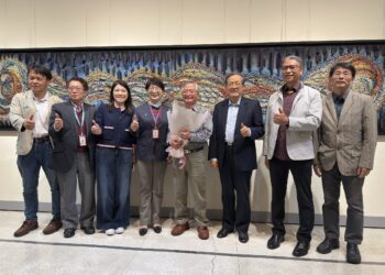 歷時5年、250萬片組構-簡源忠鑲嵌藝術〈母親之河〉巨作首公開