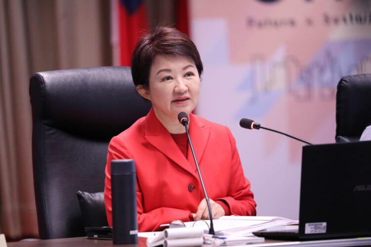 中市114年攔阻詐欺案件金額達15億！盧市長親自頒發有功人員感謝狀