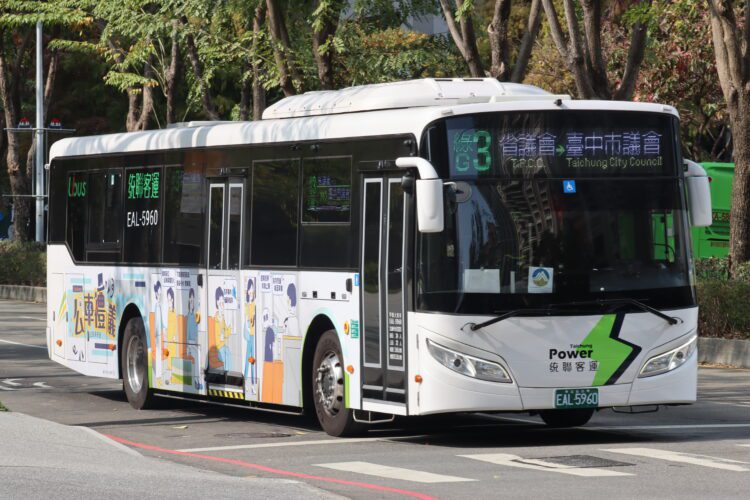 中市電動公車突破5成！640輛達標里程碑　新增57部優先投入山海屯區