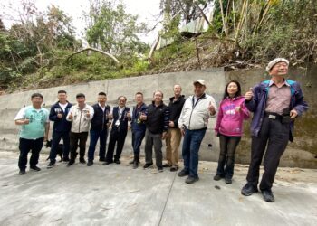 提升防災韌性-北屯區民德里民興巷農路擋土牆修復完成-民政局長：打造安全新防線