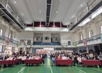 中市頒發向陽教育獎助學金-17名逆境向上學生獲獎