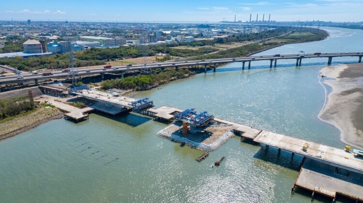 橫跨中彰「大肚和美橋」正式命名！工程進度近9成-目標今年底完工通車