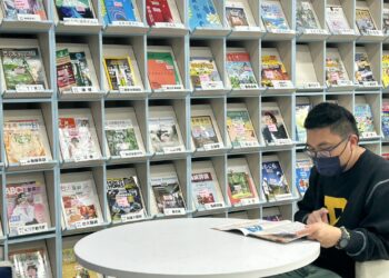 閱讀點亮人生！蔡鎵任考取台電不忘回饋中市圖助學子考生追夢