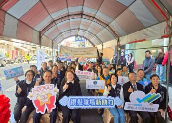 完善銀髮就業服務網絡-中市府海線銀髮人才服務據點開幕