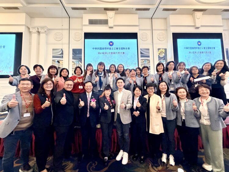 白衣天使齊聚台中-市府向護理人員致敬肯定專業付出