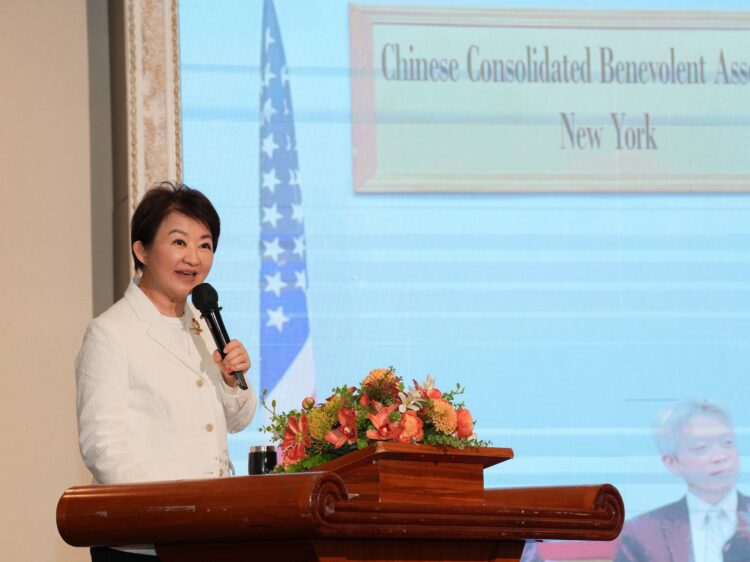 世界中心發光發熱!盧市長紐約感性演說-致敬僑胞勇氣與打拚精神