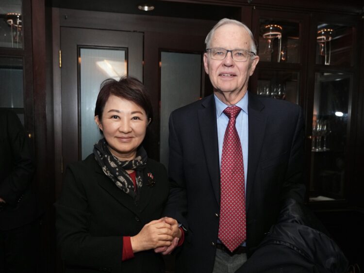 華府智庫巨擘深度對話!盧市長倡議「民意與團結」為台灣進步動力
