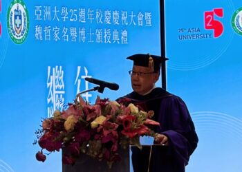 中市府出席亞洲大學25週年校慶　肯定產學合作與科技人才培育
