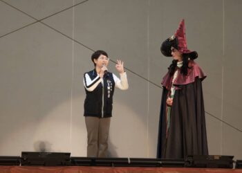 紙風車368兒童藝術工程永續啟航-台中大里力山工業協力打造戶外劇場