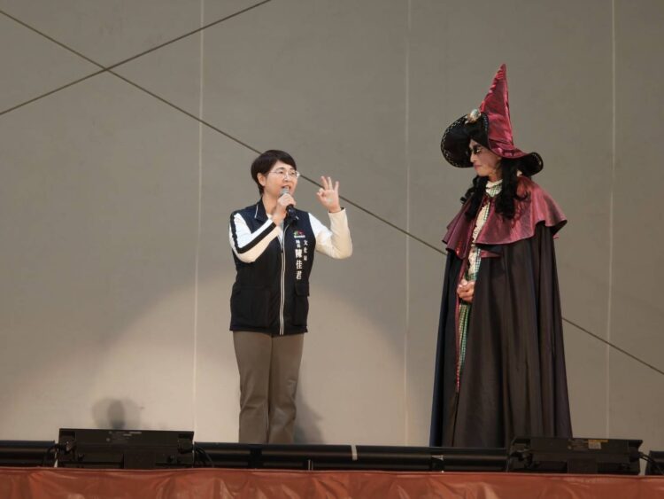 紙風車368兒童藝術工程永續啟航-台中大里力山工業協力打造戶外劇場