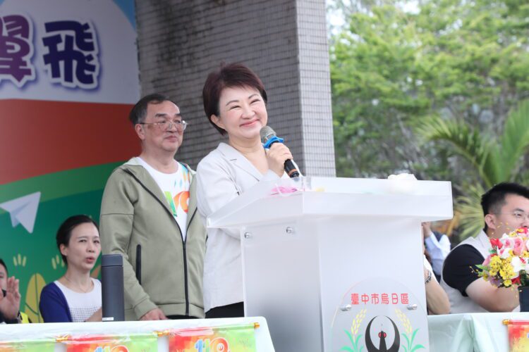 烏日國小110週年校慶熱鬧登場!盧市長幽默「三句話」親祝賀