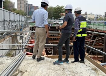 營建工地違法排水致綠川水質變色-中市府跨局處稽查取締
