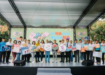 「台中市民野餐日」龍井場拍瀑拉公園熱鬧溫馨圓滿！