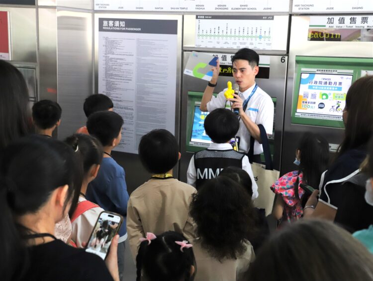中捷今開放親子參訪北屯機廠-小小捷運迷嗨翻
