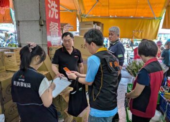 中市府跨機關稽查傳統市場塑膠袋供應-建立協助機制確保穩定