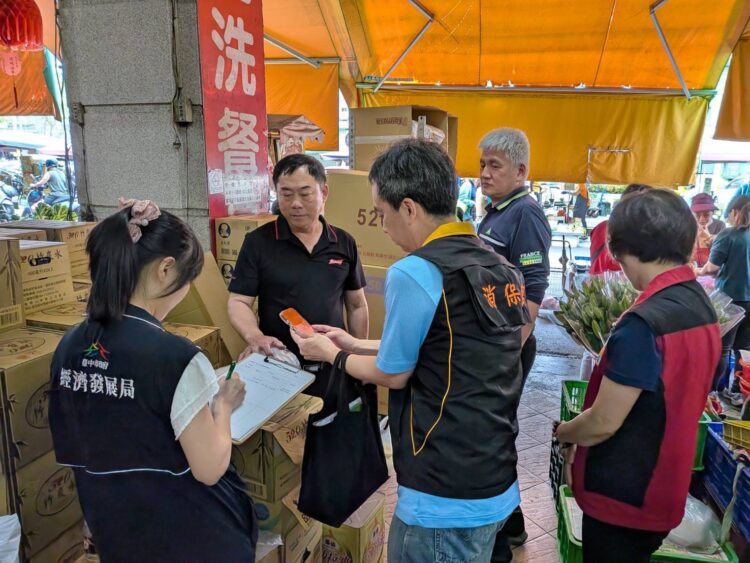 中市府跨機關稽查傳統市場塑膠袋供應-建立協助機制確保穩定