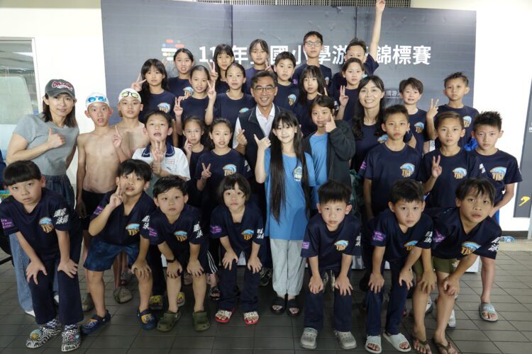 泳抱兒童月!全國小學游泳錦標賽台中登場-「12金天才小泳將」現身領銜千名泳士開戰