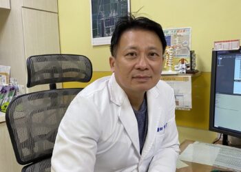 婦女右肩酸痛誤為五十肩4年治不好 求診員榮查出脂肪瘤作祟 術後症狀消失