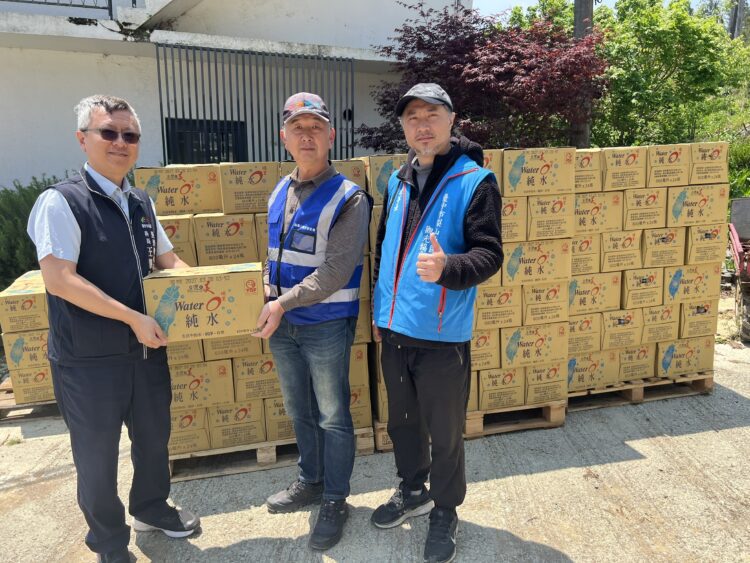 合歡溪邊坡崩塌影響梨山百戶用水 中市府即時送水並將協助和平區公所啟動後續搶修
