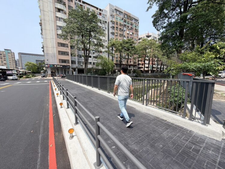 逢甲一號橋人行橋完工啟用 打通斷點打造安全友善步行環境