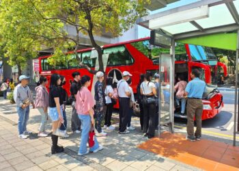 「捷運＋接駁」分流奏效-逛漢神洲際免塞車還能拿好康