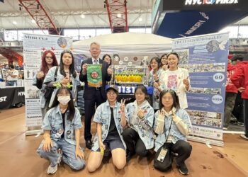 台中持續深耕科技教育-中女中赴美參加frc團隊紐約區域賽勇奪雙獎