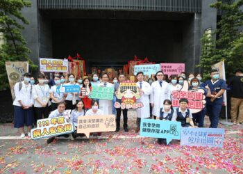 影音/彰化媽祖祈福文化節16尊媽祖喜相逢　宏仁醫院接駕會香熱鬧滾滾