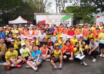 全國唯一視障公益路跑台中登場　逾150名視障跑者齊跑創新高