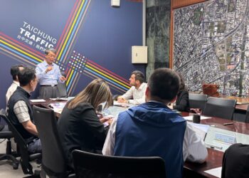 法國在台協會偕法國交通業界參訪中市智慧交通結果-深化停車管理交流契機