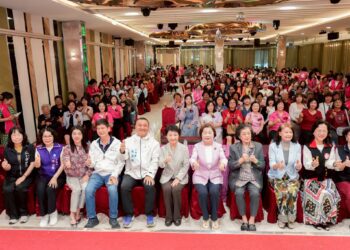 「市長媽媽」感性表揚模範婆媳-盧秀燕盛讚：撐起世界半邊天的「女神」