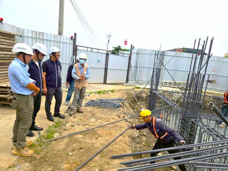 高美濕地新建公廁力拚提前完工　中市經發局：打造友善舒適觀光環境