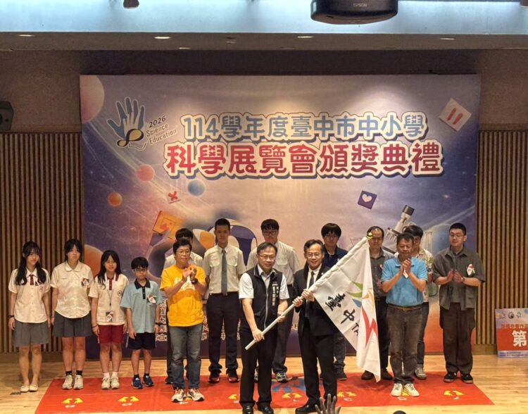 科學教育見成效-台中市科展509件參賽、評選52件代表出征全國