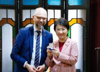 德國國會友台小組主席徐德分率團拜會中市府-盧市長：「天涯若比鄰」-盼深化台德產業合作