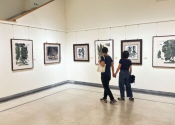 來自靈魂的重墨交響曲！李惠正八五水墨回顧展台中登場
