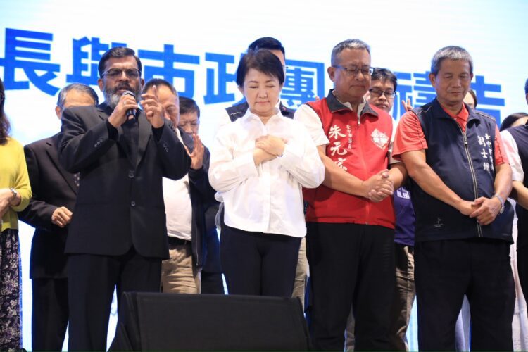 持續守護市民家人！-盧市長連7年出席城市祈禱餐會-攜手各界為平安祈福