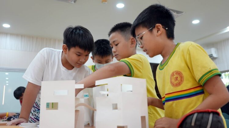 美感種子在校園萌芽-台中市「大手攜小手計畫」-引領學童探索建築美學