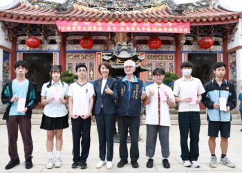 藍田墨香傳愛！書院發放159萬助學金 許淑華讚暖心力量