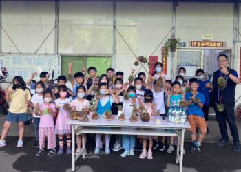 綠色創意手作　中市霧峰區小學生體驗環保DIY樂趣