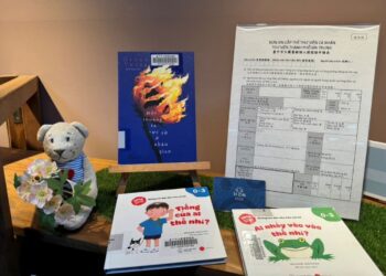 泰國出版協會主席贈書　台中綠美圖館藏豐富再升級