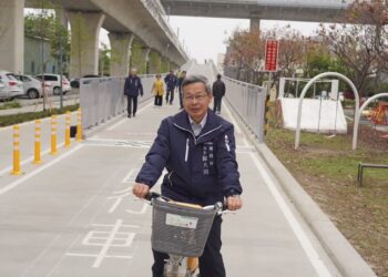 打造綠空廊道最後一哩路　中市潭子自行車跨橋完工開放騎乘