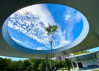 網美打卡新熱點　中市舊社公園地下停車場天然畫作爆紅