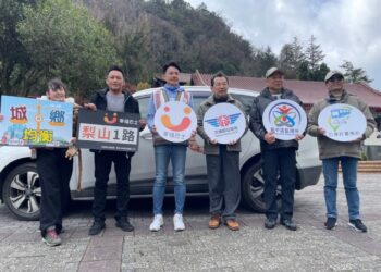 梨山幸福巴士再進化 擴大推動觀光包車、伴手禮物流服務