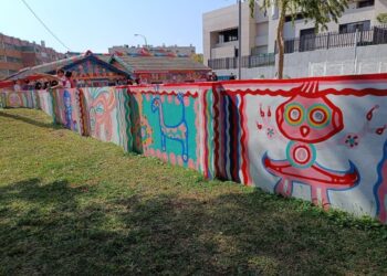 重現亮麗色彩　中市府修復彩虹藝術公園圍牆彩繪